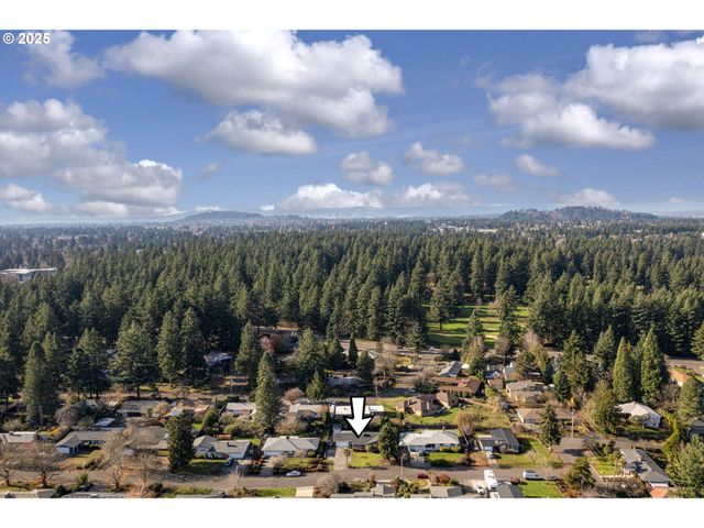 919 Ne 152ND Ave, Portland, OR 97230