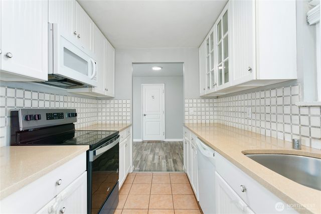 31327 12th Place S, Federal Way, WA 98003