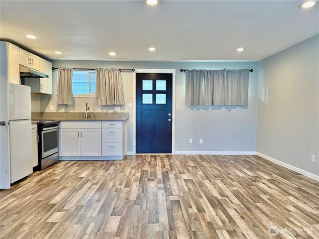 31327 12th Place S, Federal Way, WA 98003