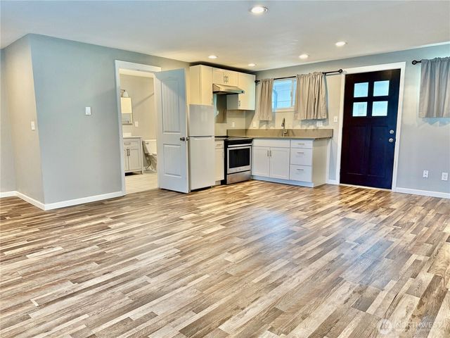 31327 12th Place S, Federal Way, WA 98003