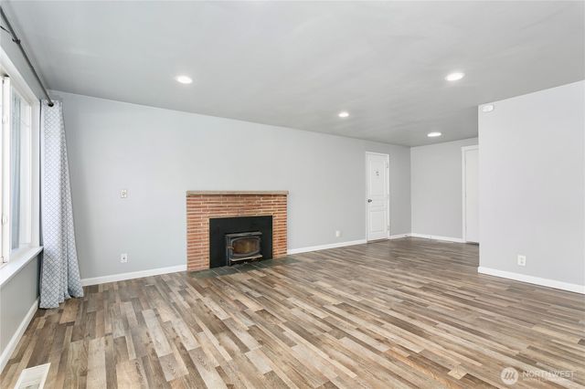 31327 12th Place S, Federal Way, WA 98003