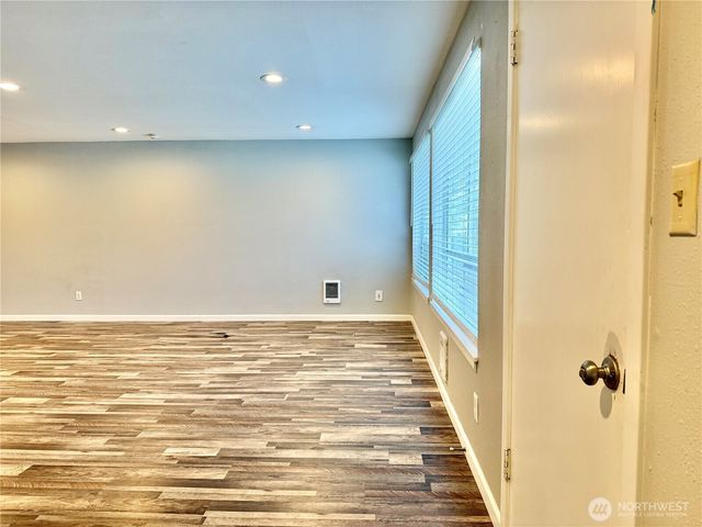 31327 12th Place S, Federal Way, WA 98003