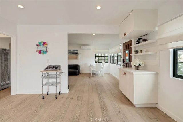 207 S Aviation Boulevard, Manhattan Beach, CA 90266