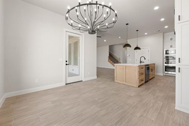 15613 Egerton Place, Edmond, OK 73013
