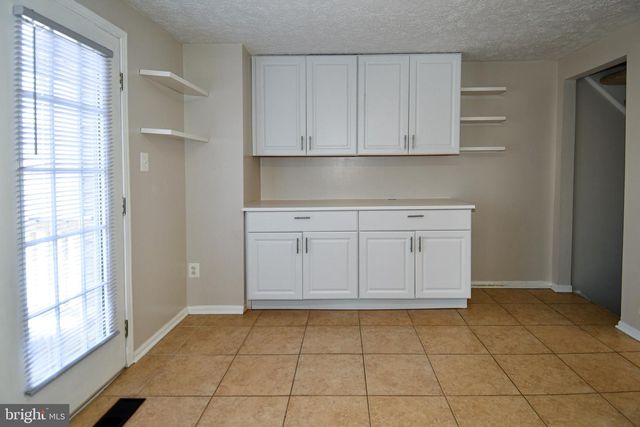 1648 FIELDTHORN DR, Reston, VA 20194