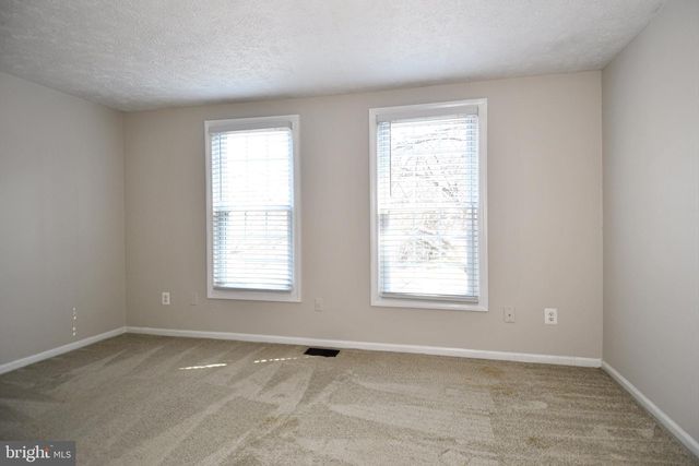 1648 FIELDTHORN DR, Reston, VA 20194