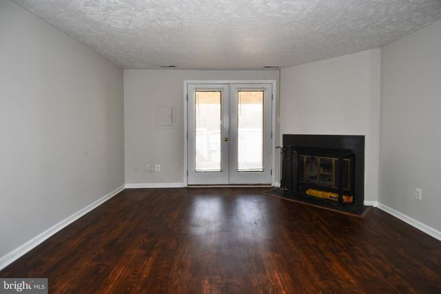 1648 FIELDTHORN DR, Reston, VA 20194