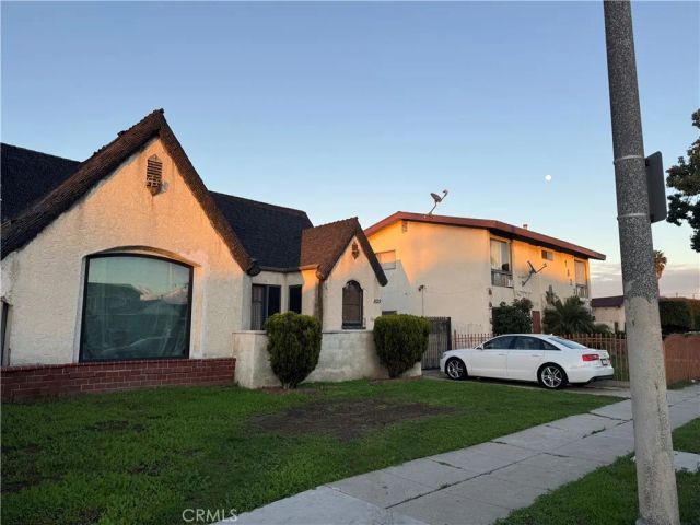 1629 W 80th, Los Angeles, CA 90047