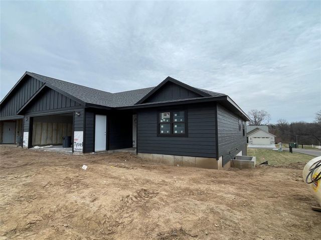2811 Patrick John Drive, Eau Claire, WI 54703