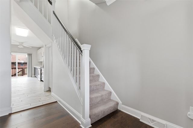 1301 Mississippi Ave, Dormont, PA 15216