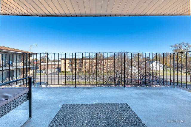 3175 W 115th Street 3E, Merrionette Park, IL 60803