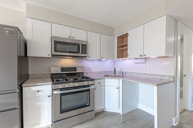 3175 W 115th Street 3E, Merrionette Park, IL 60803