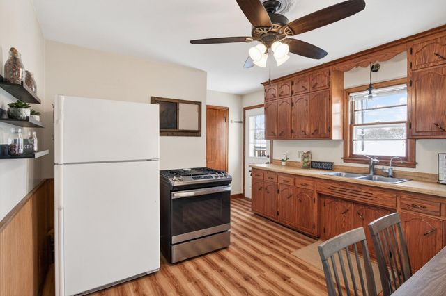 749 8th Avenue S, South Saint Paul, MN 55075