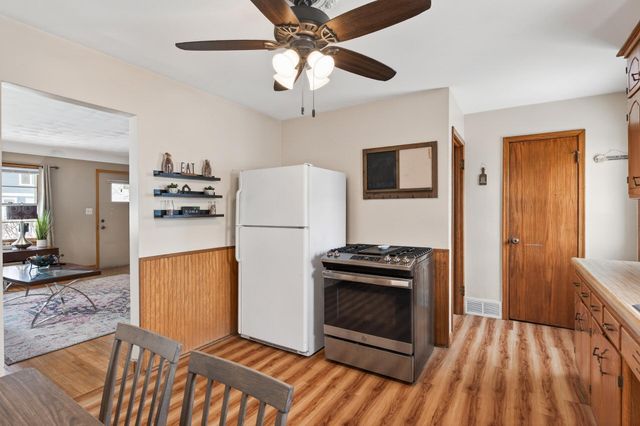 749 8th Avenue S, South Saint Paul, MN 55075