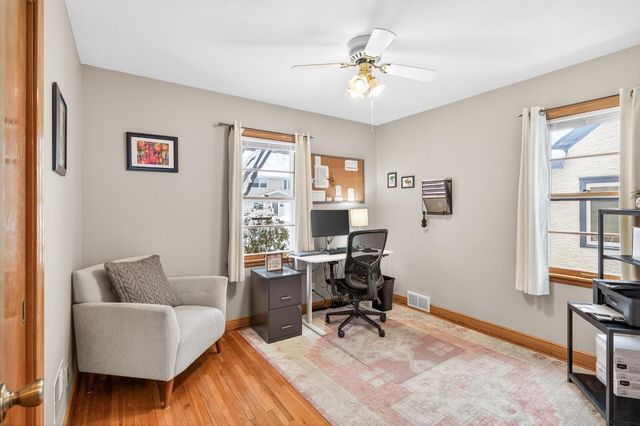 749 8th Avenue S, South Saint Paul, MN 55075