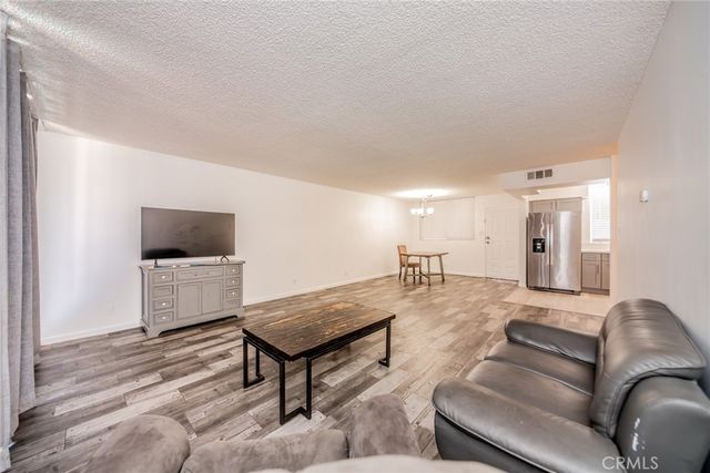 6979 Palm Court 319F, Riverside, CA 92506