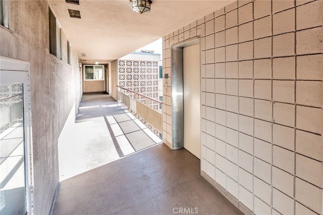 6979 Palm Court 319F, Riverside, CA 92506