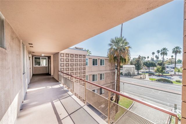 6979 Palm Court 319F, Riverside, CA 92506