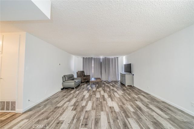 6979 Palm Court 319F, Riverside, CA 92506