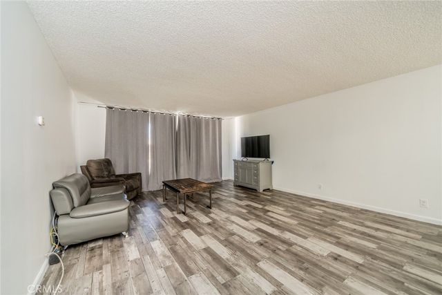 6979 Palm Court 319F, Riverside, CA 92506