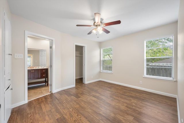 802 Riddlewood DR, Austin, TX 78753
