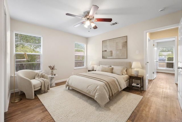 802 Riddlewood DR, Austin, TX 78753