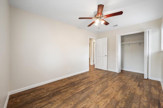 802 Riddlewood DR, Austin, TX 78753