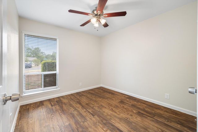 802 Riddlewood DR, Austin, TX 78753