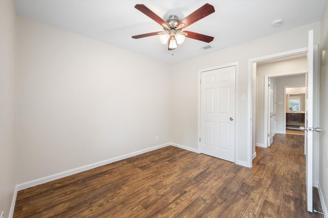 802 Riddlewood DR, Austin, TX 78753