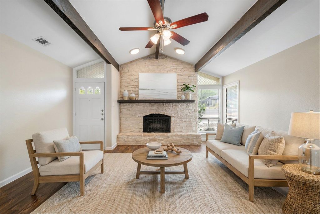 802 Riddlewood DR, Austin, TX 78753