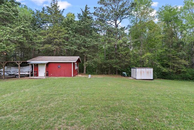 3813 E Hwy 43, Henderson, TX 75652