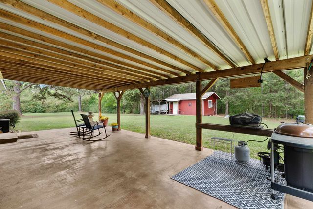 3813 E Hwy 43, Henderson, TX 75652