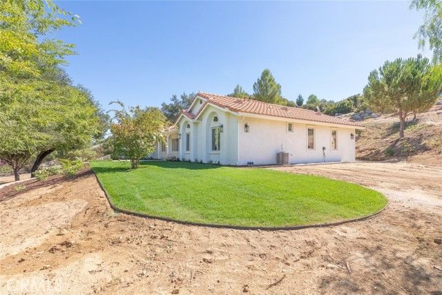 40994 Calle Bandido, Murrieta, CA 92562