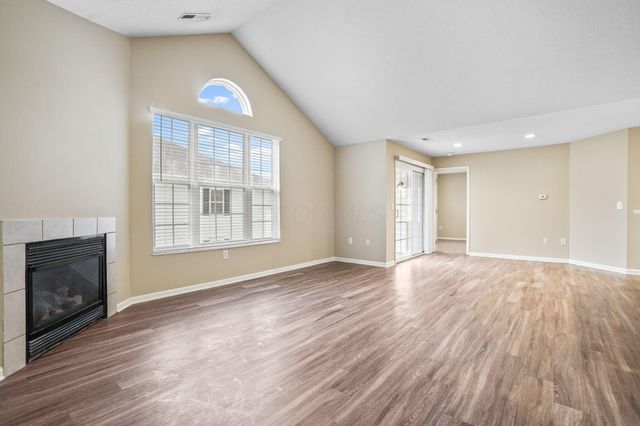 5027 Stratford Pine Lane, Dublin, OH 43016