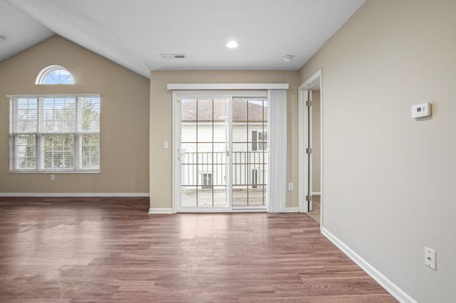 5027 Stratford Pine Lane, Dublin, OH 43016