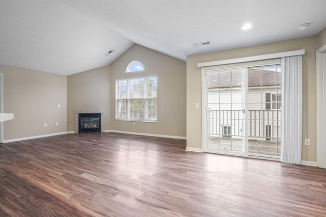 5027 Stratford Pine Lane, Dublin, OH 43016