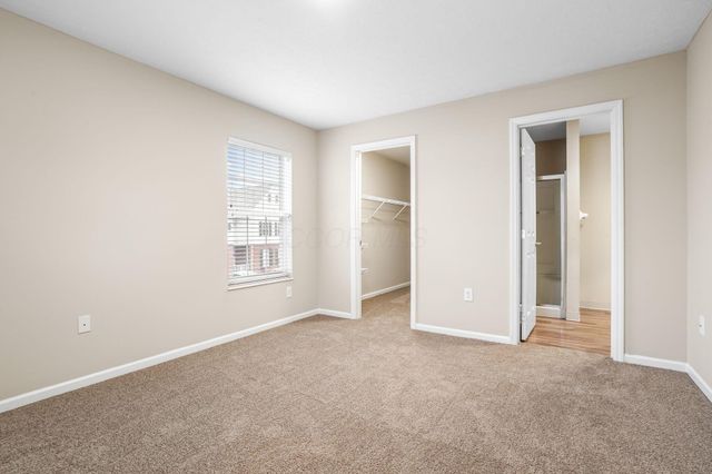 5027 Stratford Pine Lane, Dublin, OH 43016