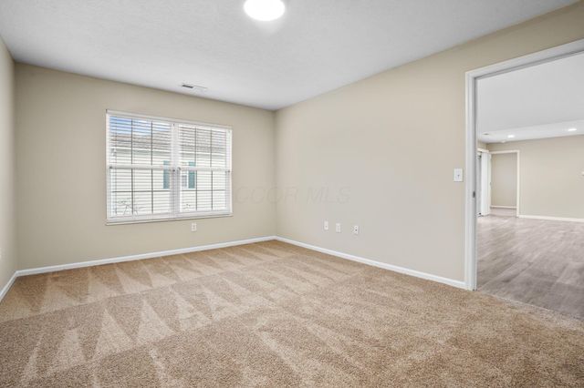 5027 Stratford Pine Lane, Dublin, OH 43016