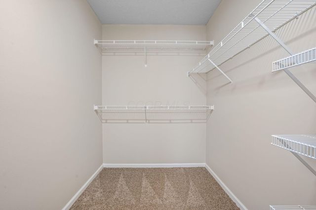 5027 Stratford Pine Lane, Dublin, OH 43016