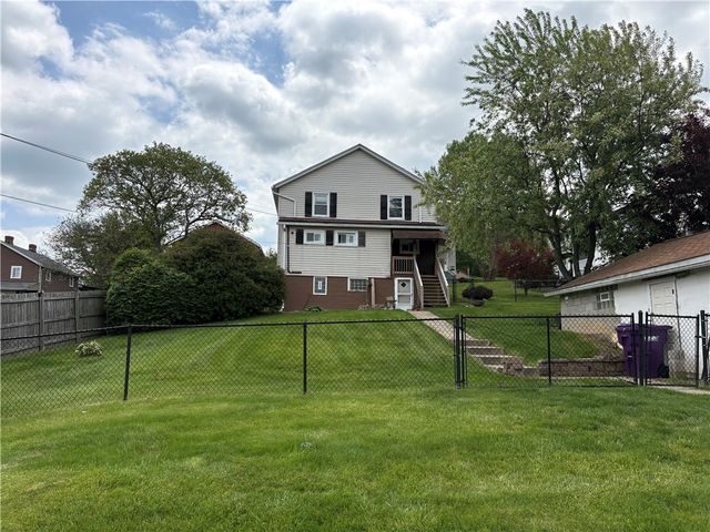 9155 Maple St, Plum Boro, PA 15239