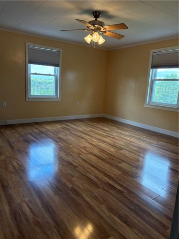 9155 Maple St, Plum Boro, PA 15239