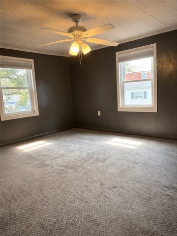 9155 Maple St, Plum Boro, PA 15239