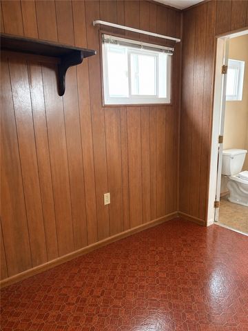 9155 Maple St, Plum Boro, PA 15239