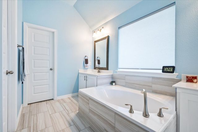 448 Windy Knoll Road, Fort Worth, TX 76028