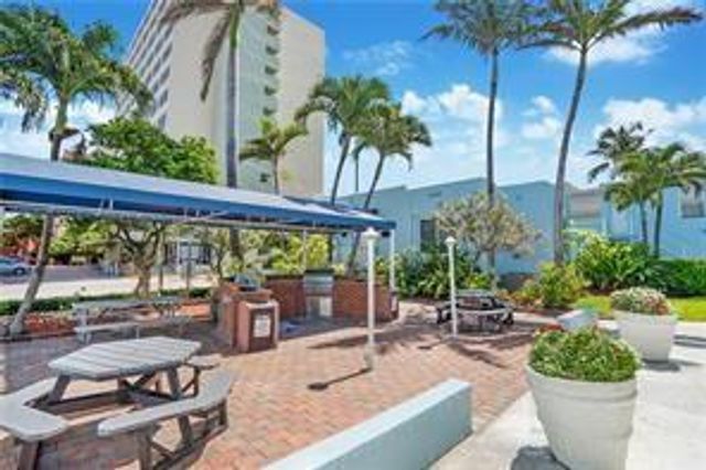 326 Harrison Street 302a, Hollywood, FL 33019