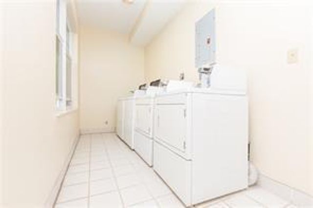 326 Harrison Street 302a, Hollywood, FL 33019