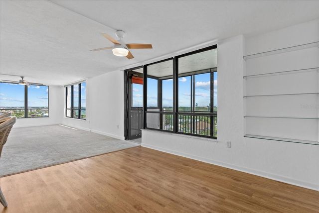 627 ALHAMBRA ROAD 801, Venice, FL 34285