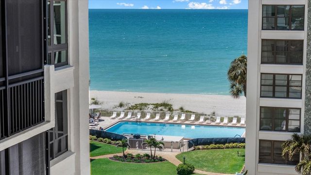 627 ALHAMBRA ROAD 801, Venice, FL 34285