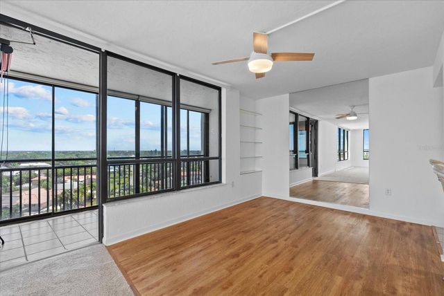 627 ALHAMBRA ROAD 801, Venice, FL 34285