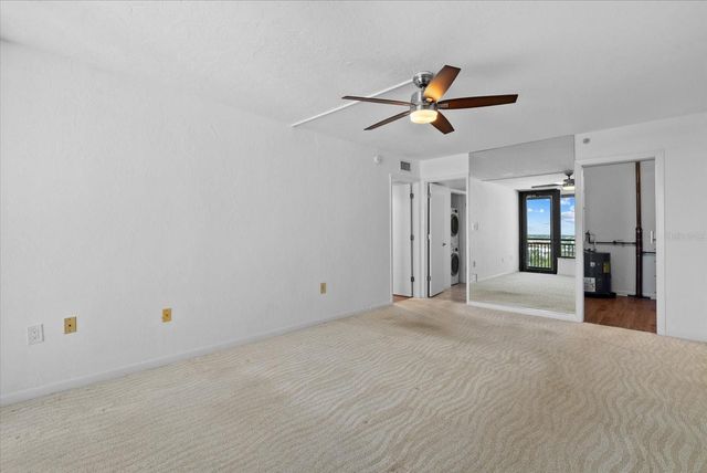 627 ALHAMBRA ROAD 801, Venice, FL 34285